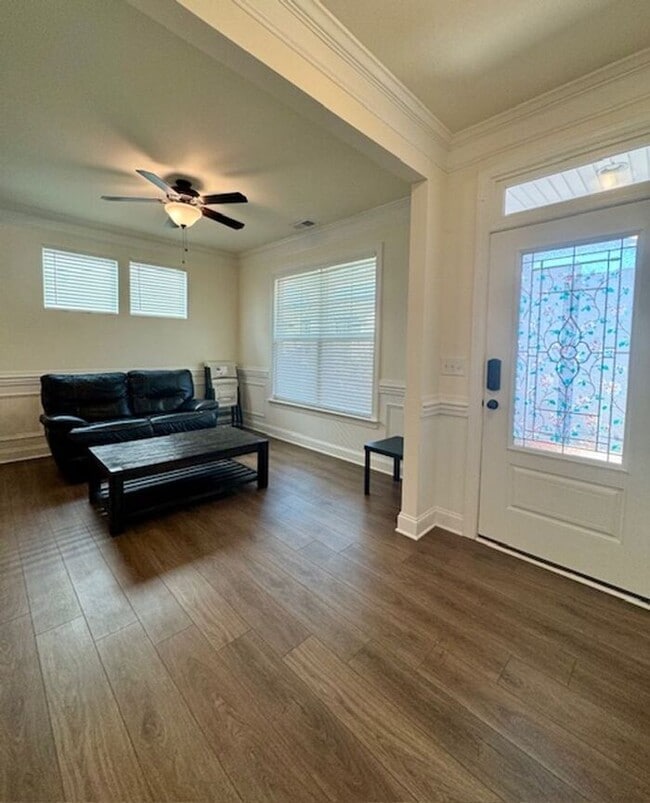 Photo - 5BR/4BA w/ Guest Suite + Loft in Hampton Woods