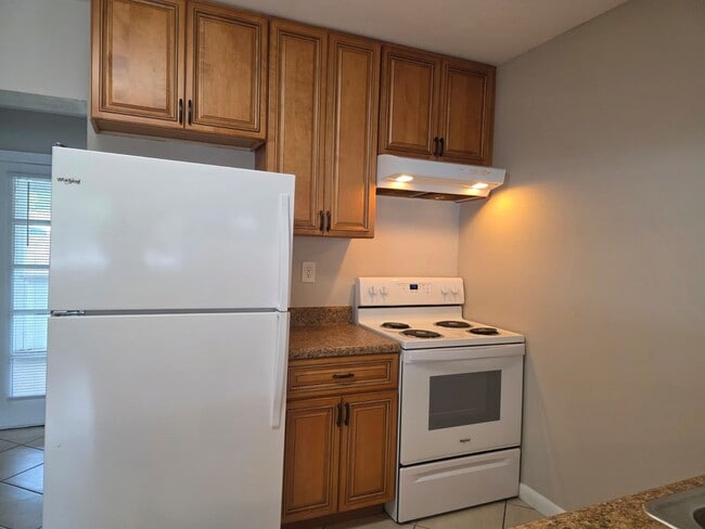 Photo - 917 64th St S