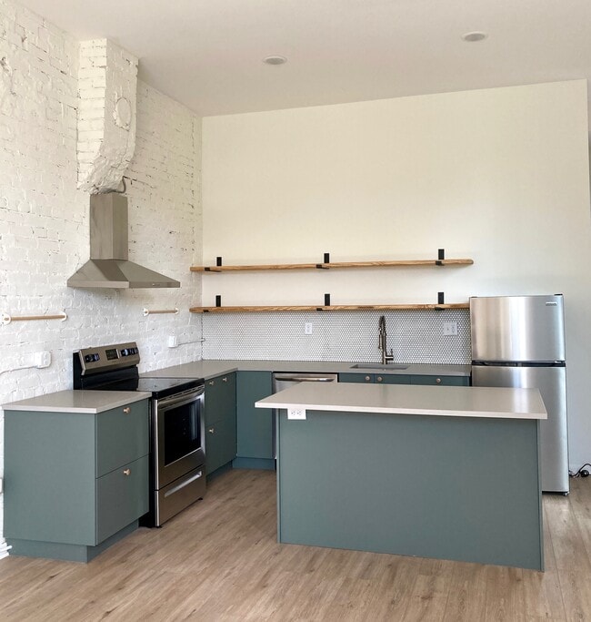 Building Photo - The Garber #2 Unit 10