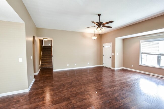 Photo - 3627 Fox Tail Dr