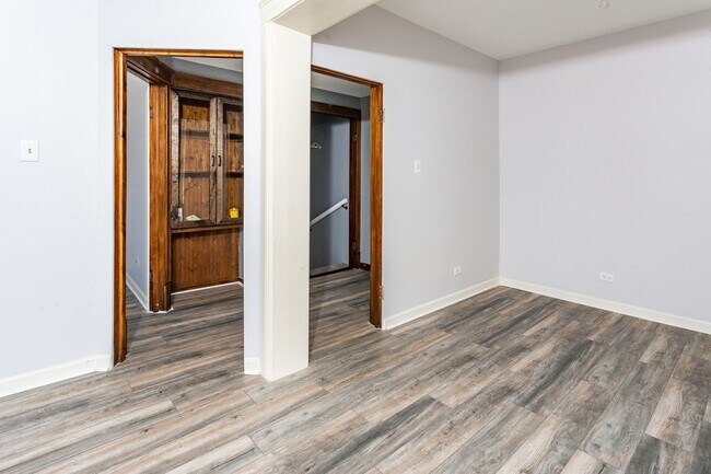 Photo - 1427 E 69th Pl Unit 2