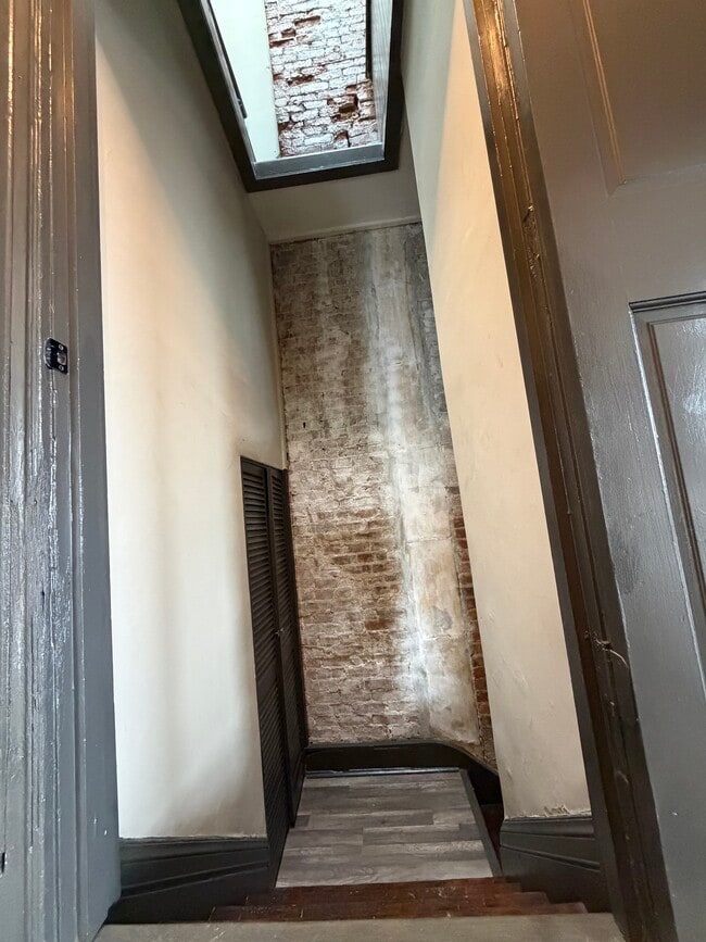 Photo - 2201 Kemper Ln Unit LOFT AT 2201 KEMPER LN