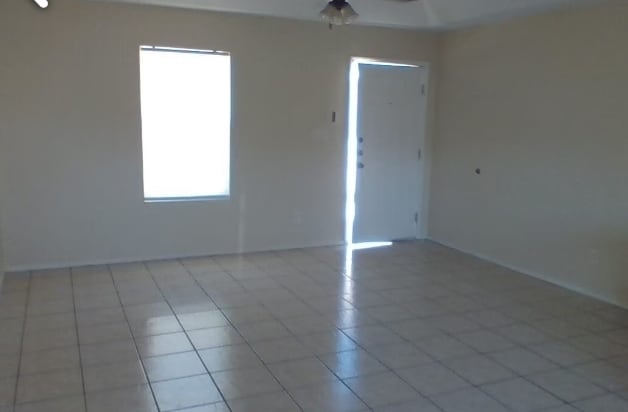 Photo - German Ave Apartments