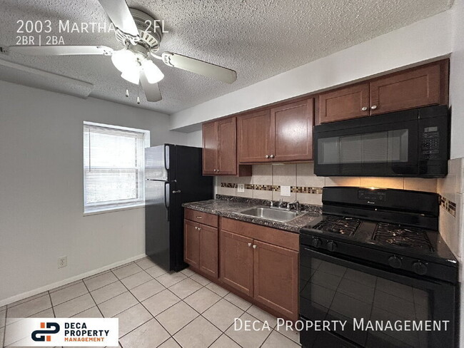 Photo - 2003 Martha Pl