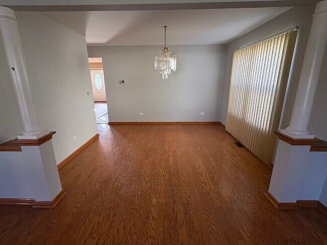 Photo - 23901 Cahills Way