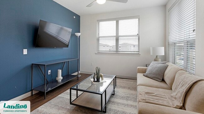 Photo - 255 Williamsburg Pkwy Unidad G301.1409534