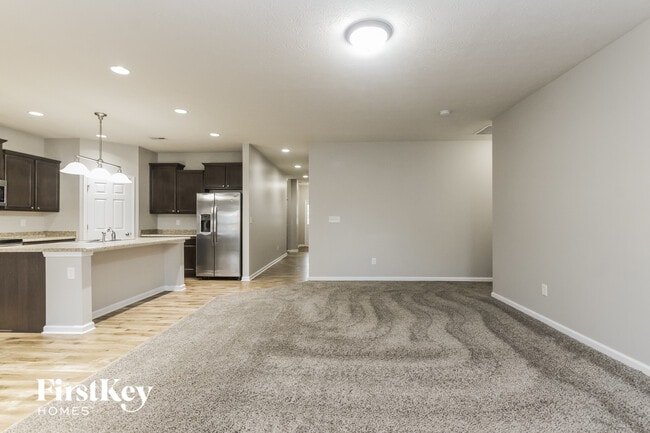 Photo - 821 Blue Ash Trail