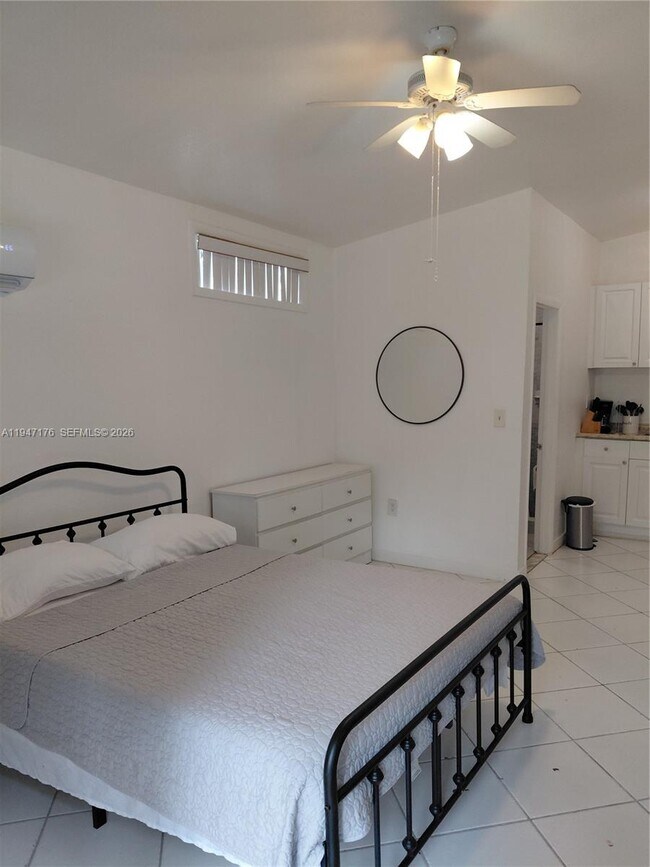 Photo - 1050 NE 82nd St