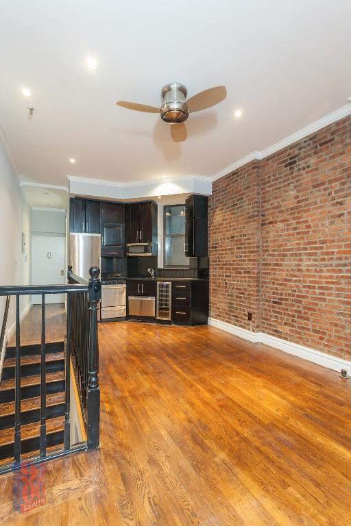 Building Photo - 248 Mott St Unit 4 Rental