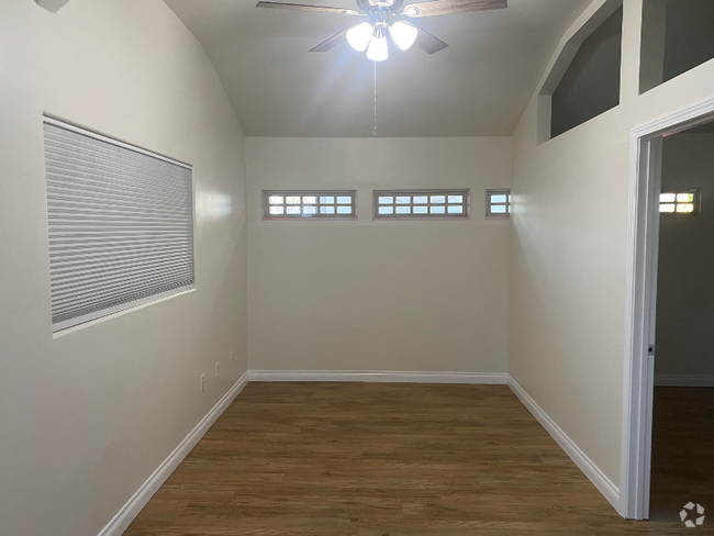 Building Photo - 9359 Willowgrove Ave Rental