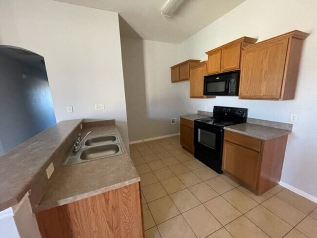 Photo - 1912-2000 Prosperity Trail Unidad 2000 Prosperity Trl