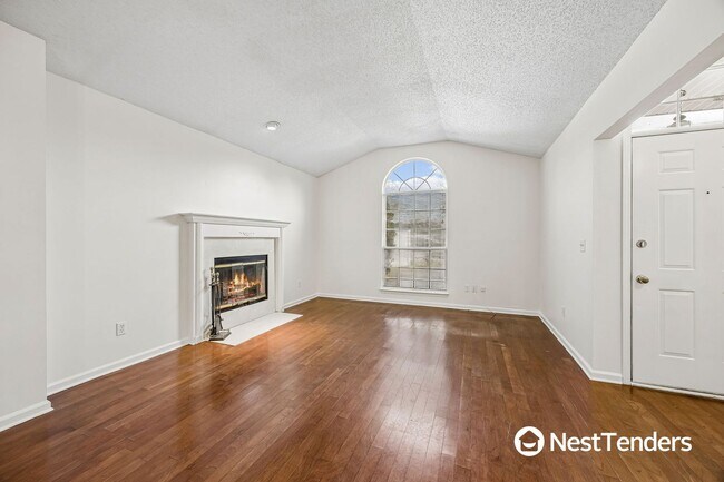 Photo - Great Location Near Town Center!