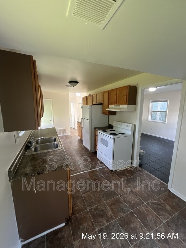 Photo - 324 S Magnolia Ave