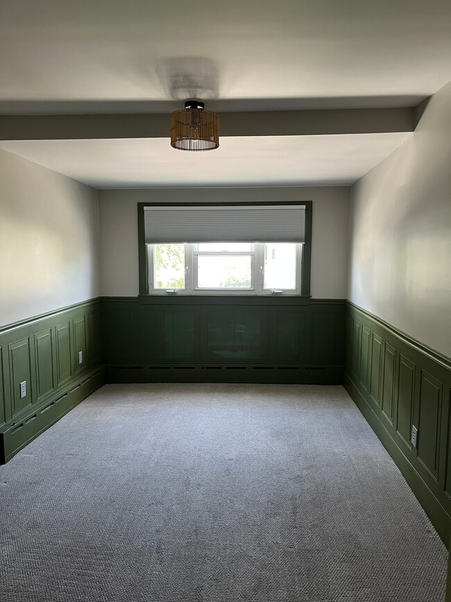 Building Photo - 77 Suffolk St Unit 2 Rental
