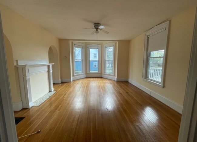 Photo - 84 Walker St Unit 1