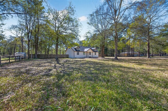 Photo - 170 Walter Dr