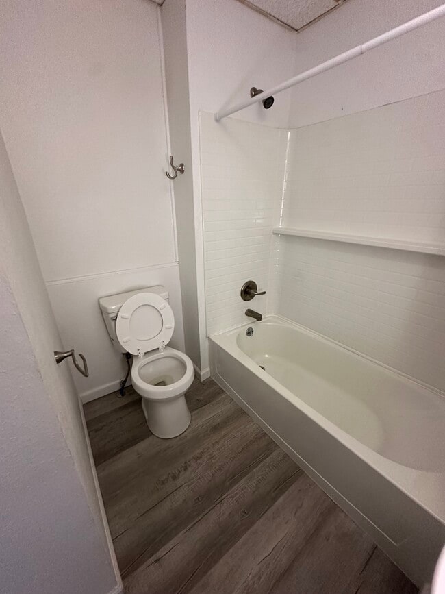 Photo - 2418 Central Ave Unit 2