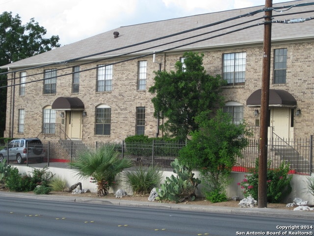 Building Photo - 7926 Broadway Unit 703 Rental
