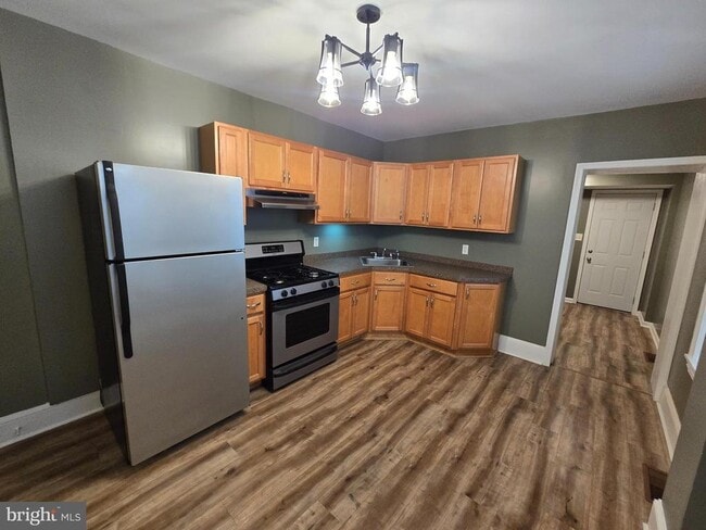 Photo - 1317 N Walnut St