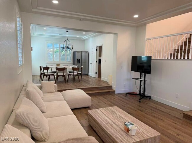 Photo - 605 Runbridge St