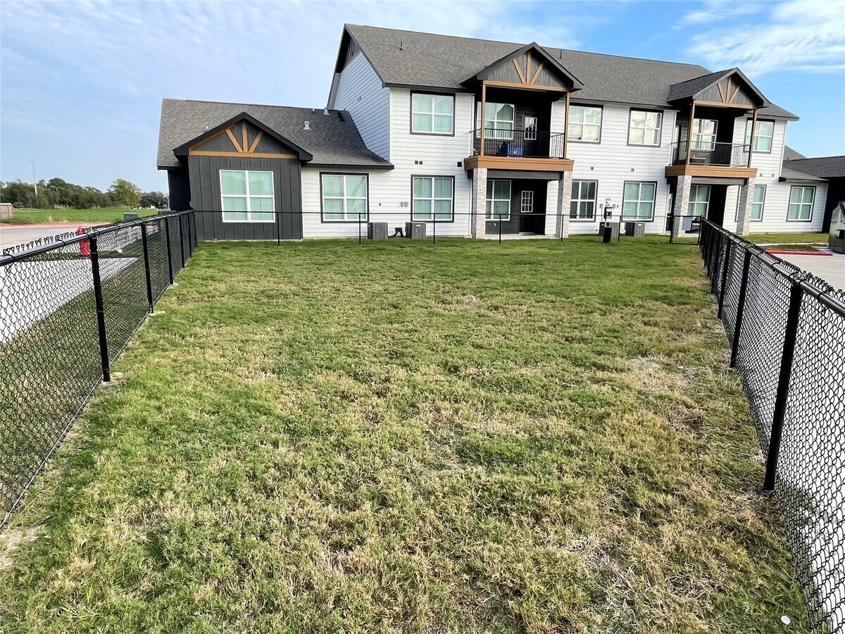 Photo - 2400 Nile Valley Rd