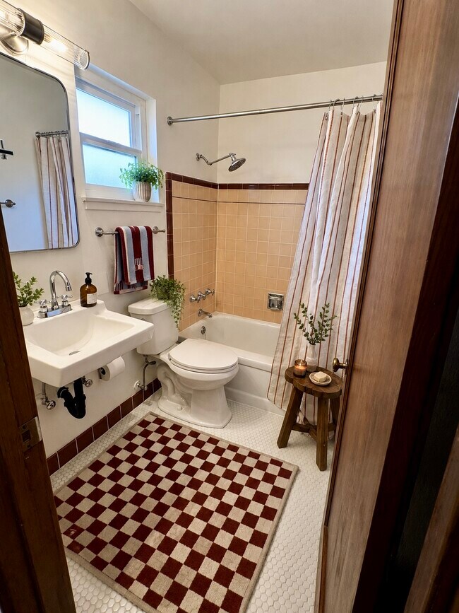 Photo - 1503 Carmel Dr Unit 1503 Carmel Dr.