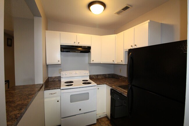 Photo - 1330 Bradley Dr