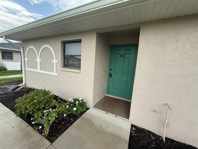 Building Photo - 24540 Harbor View Rd Unit F2