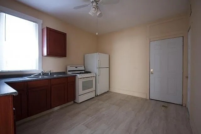Photo - 3730 W Dickens Ave Unit 2