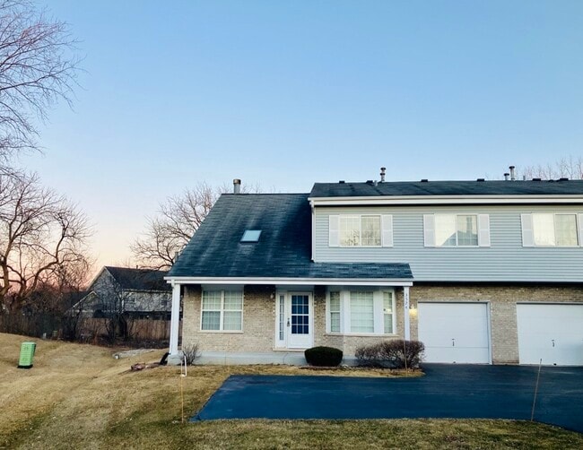 Photo - 3524 Willowview Ct