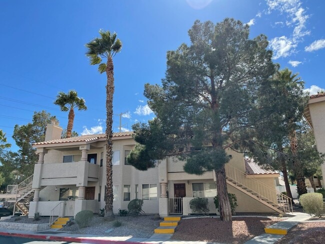 1st floor condo - Near parks & Summerlin pkwy - 1st floor condo - Near parks & Summerlin pkwy