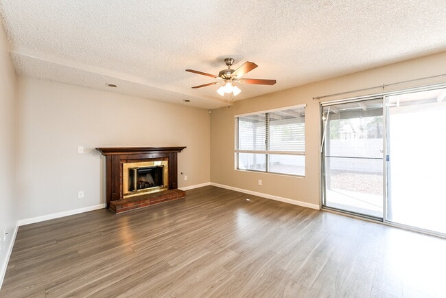 Photo - 2811 Cacto Ct