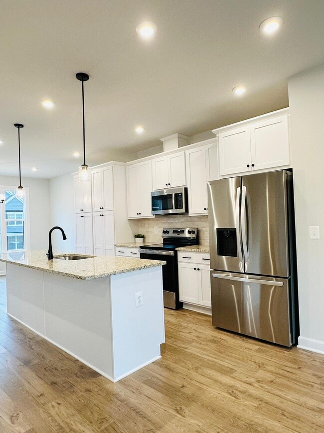 Photo - 3223 Horizon Rd