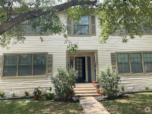Building Photo - 1 Bedroom Close to SAC/Alamo Heights Unit 1 Rental