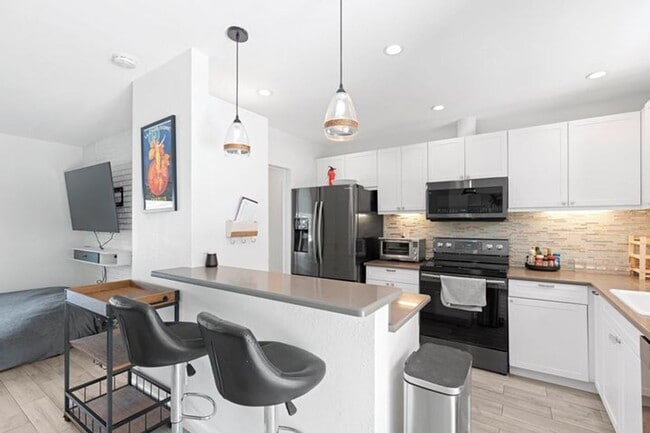 Photo - 226 SW 13th Ave