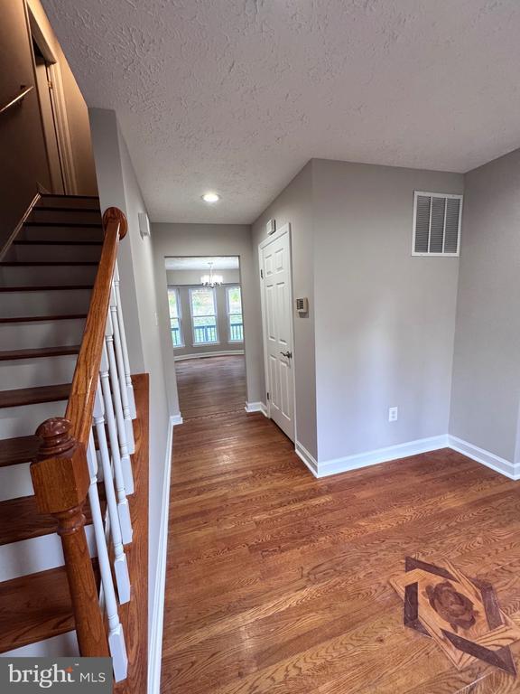 Photo - 915 Cypress Point Cir