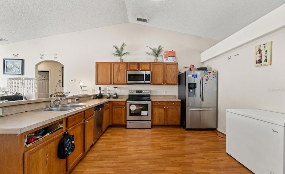 Photo - 14128 Madison St