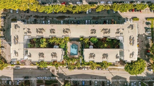 Photo - 1801 S Treasure Dr Unit 411