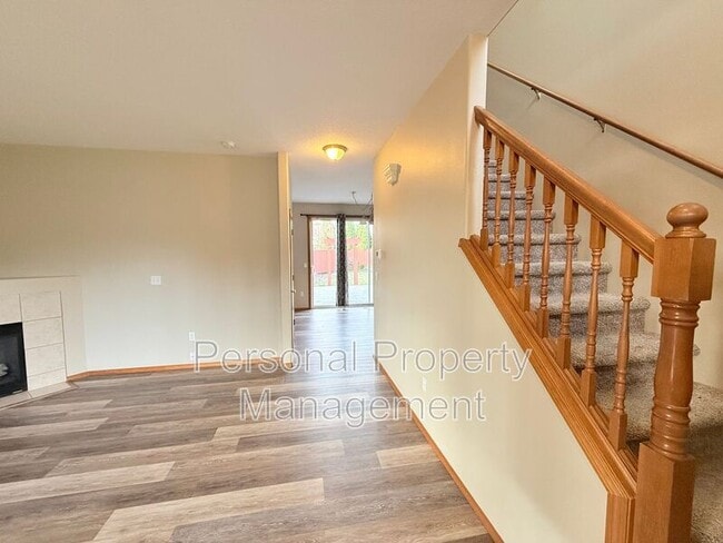 Photo - 8818 NE 164th Ave