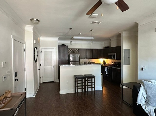 700 Chickadee St Unidad B2