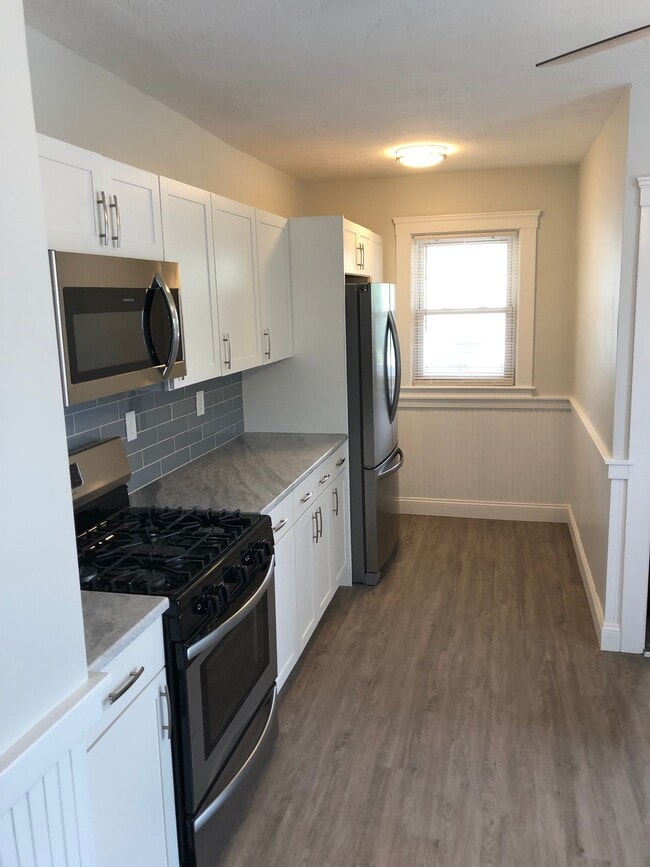 Photo - 137 Milton St Unit 2