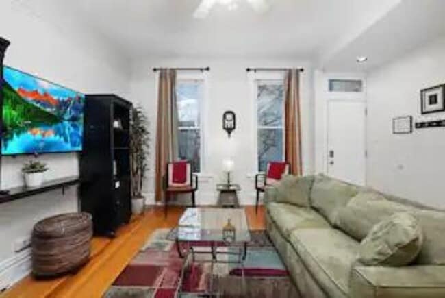 Photo - 1414 W Fletcher St Unit 1R