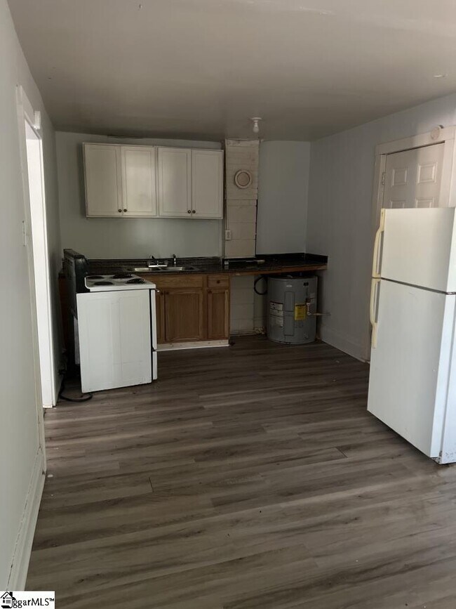 103 N Bell St Rental For Rent in Clinton, SC