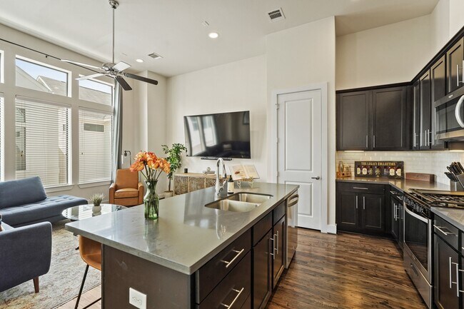 Photo - 4027 Tulane St