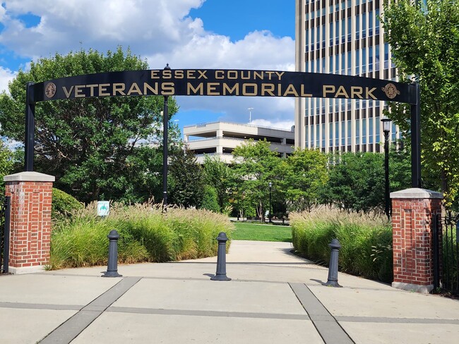 Building Photo - 206 Matthews Drive