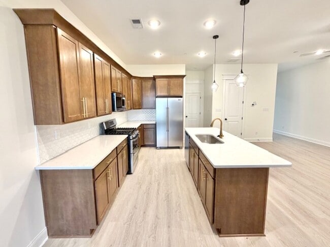 Photo - ChateletDrive4859 Unit 1