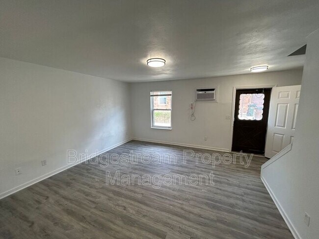 Photo - 229 Gilbert Ave