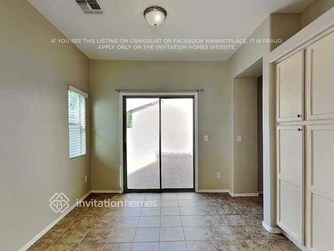 Photo - 4715 E Laurel Ave