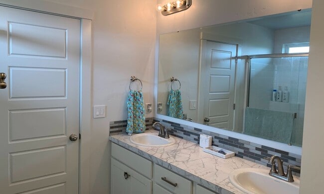 Photo - 4 bedrooms upstairs PLUS an OFFICE on the ...