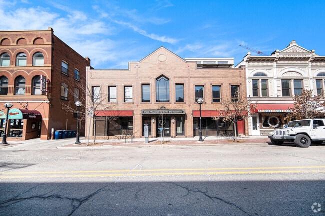 Building Photo - 217 E Washington St Rental